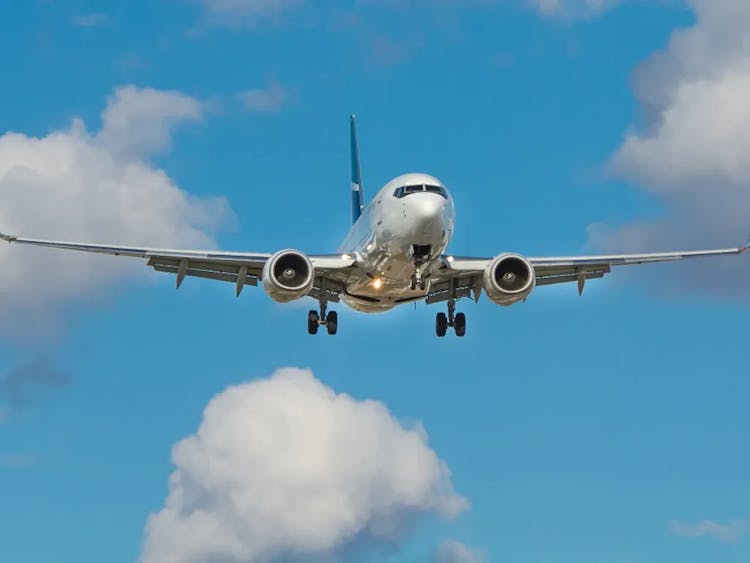 Alaska Airlines Acquires Hawaiian Airlines. What Does This Mean for Travelers?